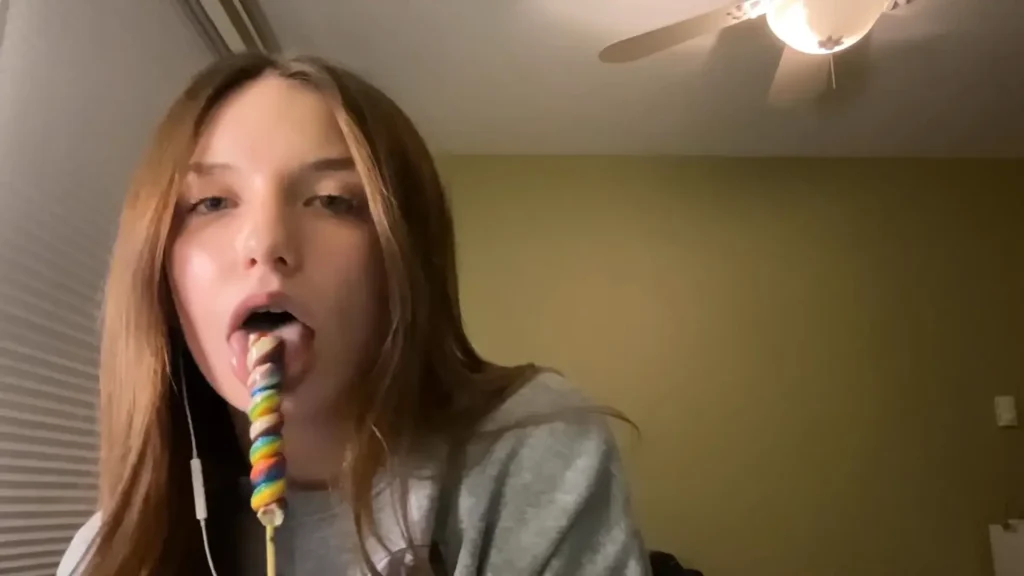 Kylee's ASMR Custom Lollipop Video Leak