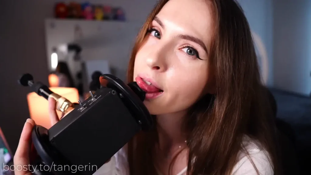 Tangerin ASMR Close Fast & Slow Ear Licking With Ahegao Boosty Leak