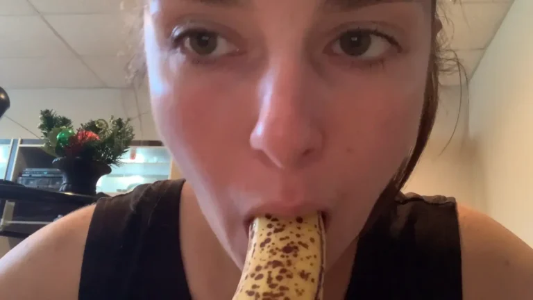 ASMR Sunshine Banana Sucking & Licking Leak