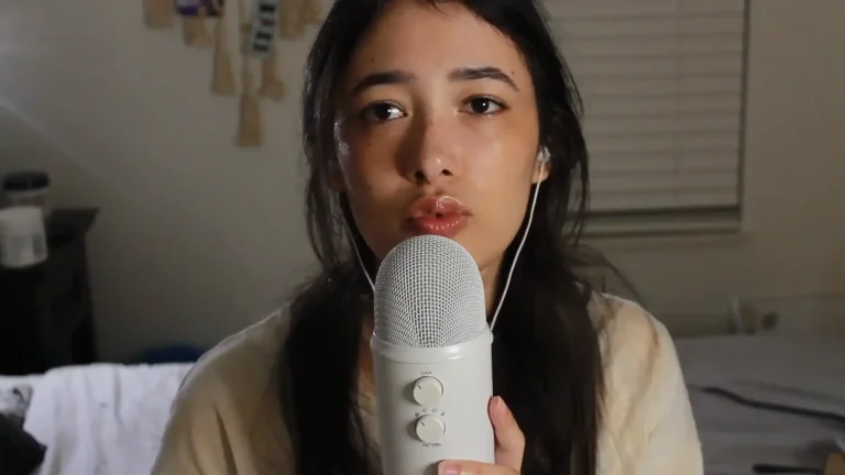 ASMR Viella New Apartment Kisses Patreon Leak