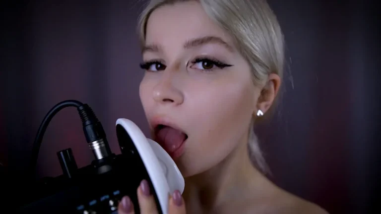 Lerka ASMR Wet Ear Licking Patreon Leak