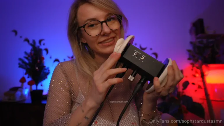 Soph Stardust ASMR Wet & Dry Mouth Sounds with Top Scratching OF Leak