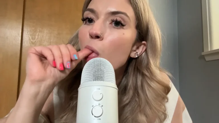 Sadie ASMR Extra Spit Painting With Tootsie Pop Eating Patreon Leak