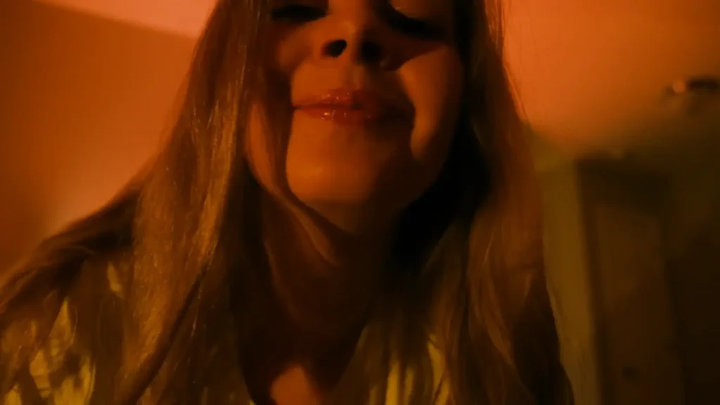 Valeriya ASMR Scalp Massage & Kisses Patreon Leak