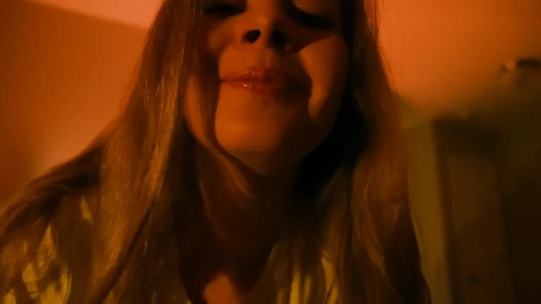Valeriya ASMR Scalp Massage & Kisses Patreon Leak